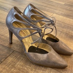 Paul green smoke metallic pump